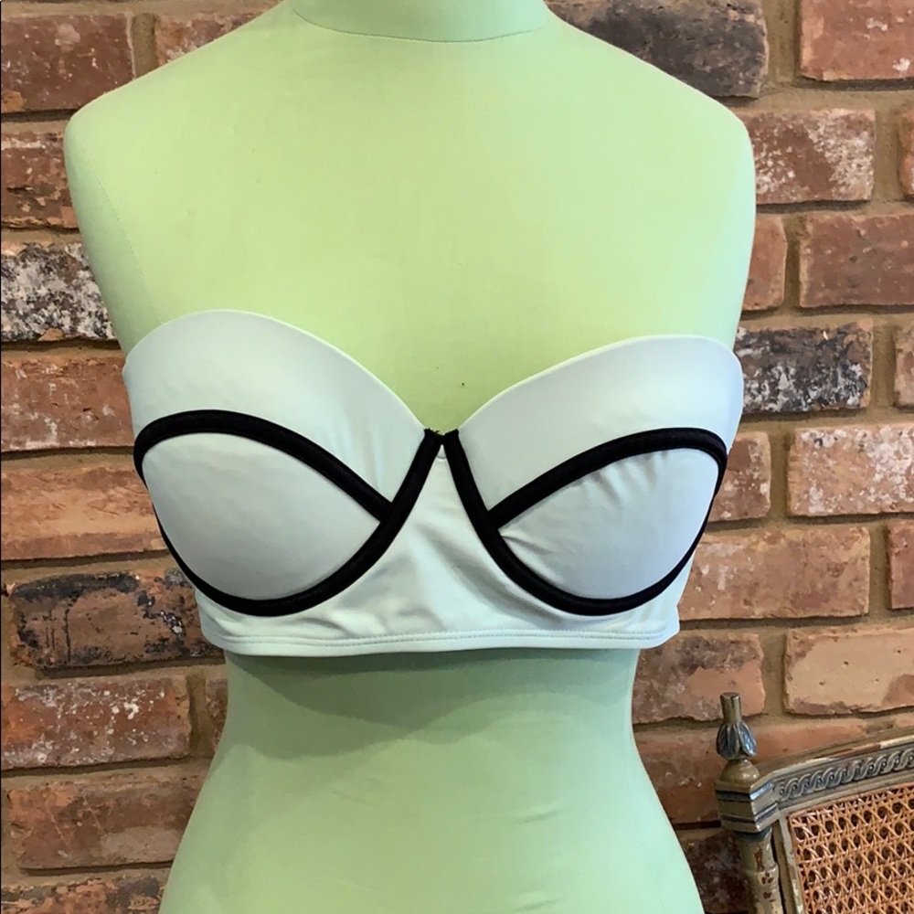 Bikini top